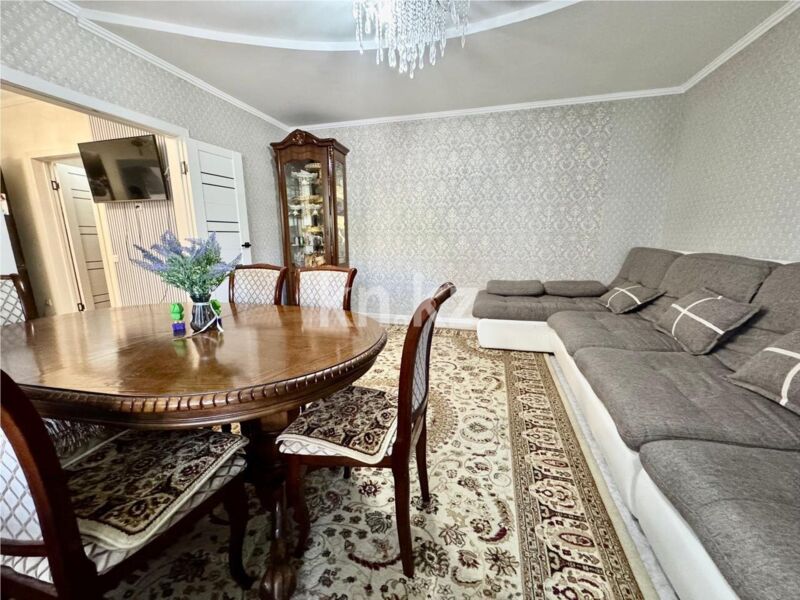 Продажа 3-комнатной квартиры, 70 м² - Продажа трехкомнатных квартир в панельном доме в Казахстане - страница 3 фото 1 из 17