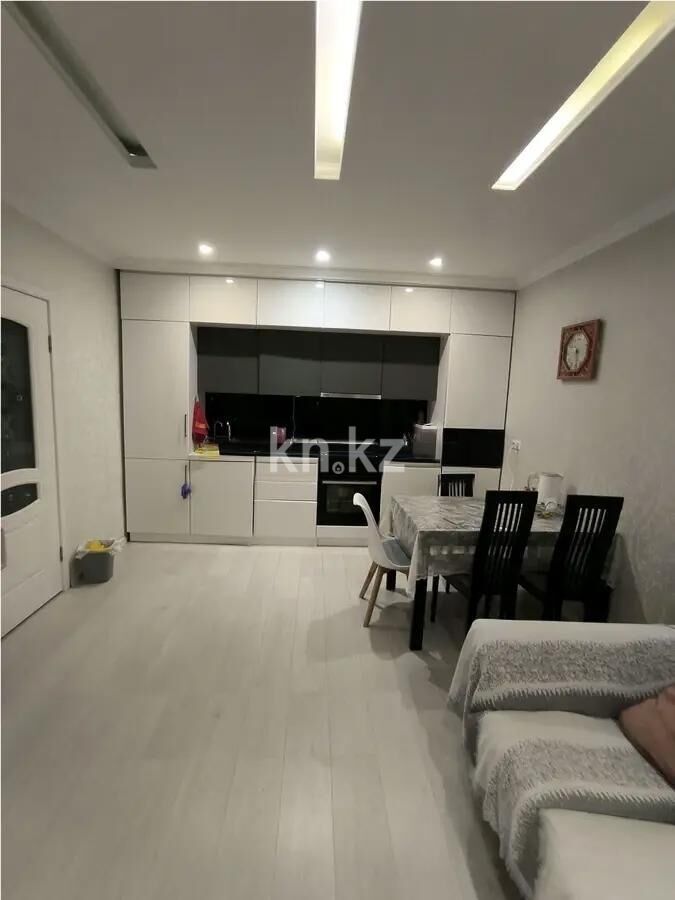 Продажа 2-комнатной квартиры, 39 м² - Продажа двухкомнатных квартир в р-не Есиль Астаны - страница 36 фото 1 из 3