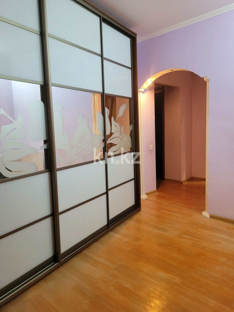 Продажа 4-комнатной квартиры, 79 м² - Продажа четырехкомнатных квартир в панельном доме в Караганде - страница 6 фото 4 из 15