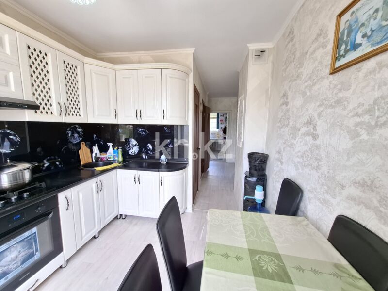 Продажа 3-комнатной квартиры, 64 м² - Продажа трехкомнатных квартир в Майкудуке Караганды - страница 8 фото 15 из 29