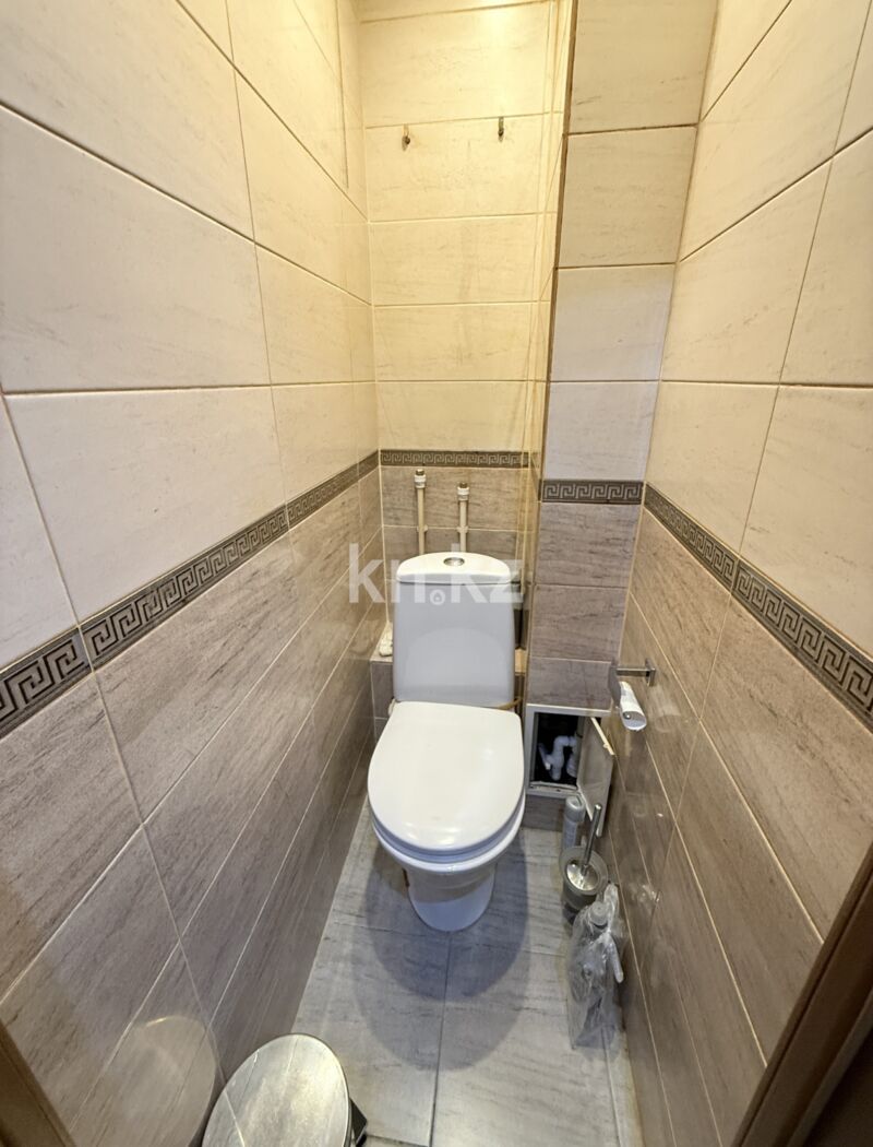 Продажа 3-комнатной квартиры, 48 м² - Продажа трехкомнатных квартир на Юго-Востоке Караганды - страница 11 фото 14 из 21