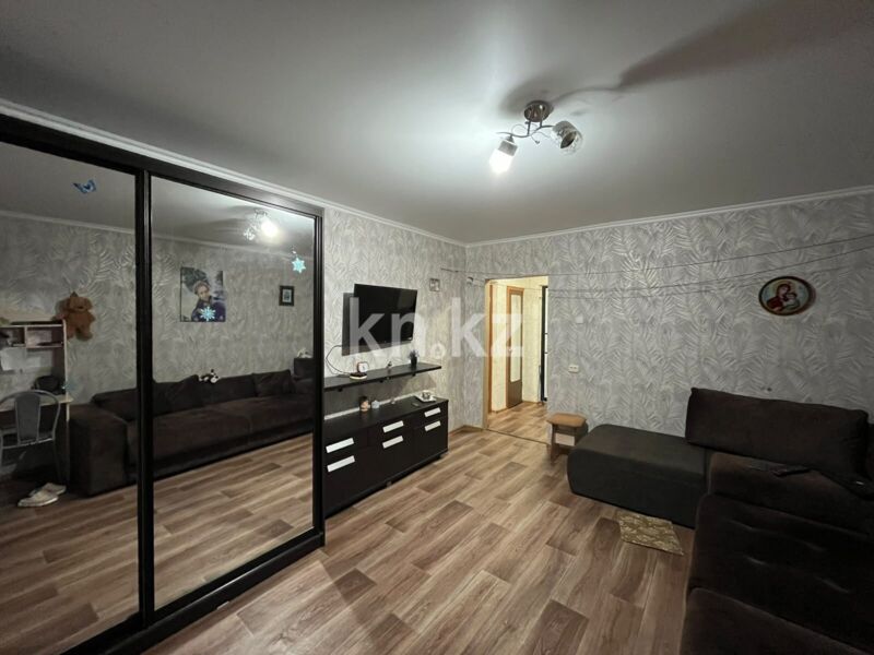 Продажа 1-комнатной квартиры, 38 м² - Продажа квартир на Юго-Востоке Караганды - страница 2 фото 4 из 13