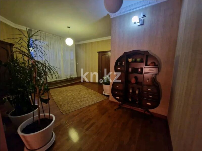 Продажа 4-комнатной квартиры, 300 м² - Продажа четырехкомнатных квартир от собственников в Алматы - страница 4 фото 8 из 9