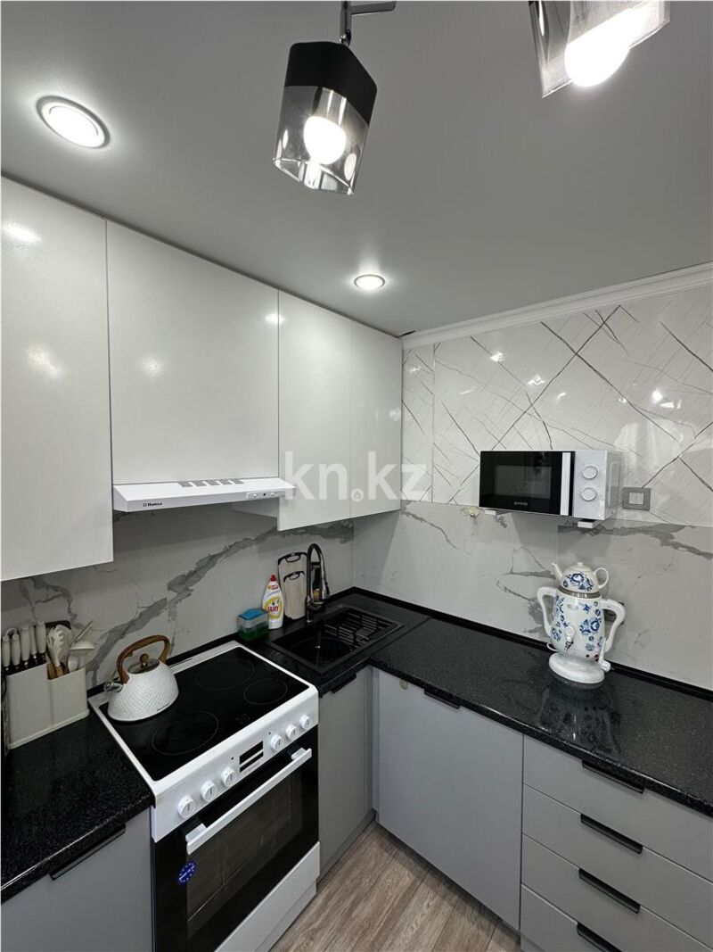 Продажа 3-комнатной квартиры, 64 м² - Продажа трехкомнатных квартир в Майкудуке Караганды - страница 4 фото 11 из 20