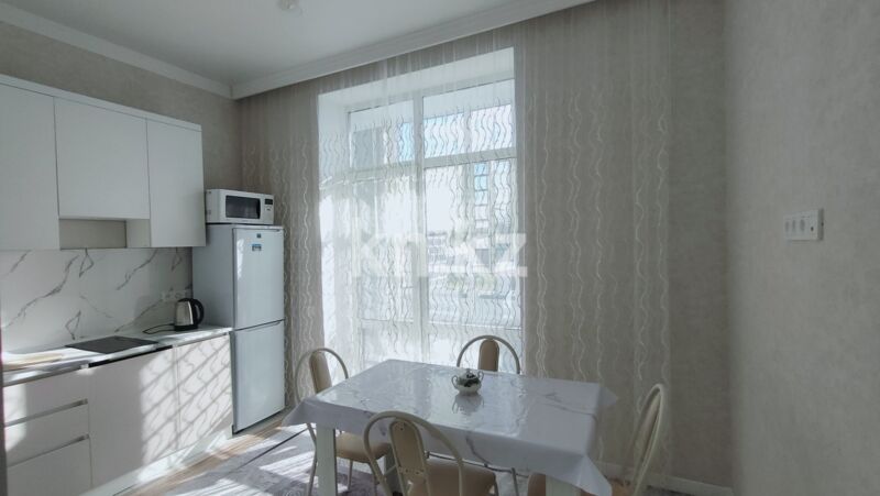 Аренда 1-комнатной квартиры посуточно, 42 м² - Аренда недвижимости в Астане - страница 8 фото 10 из 17