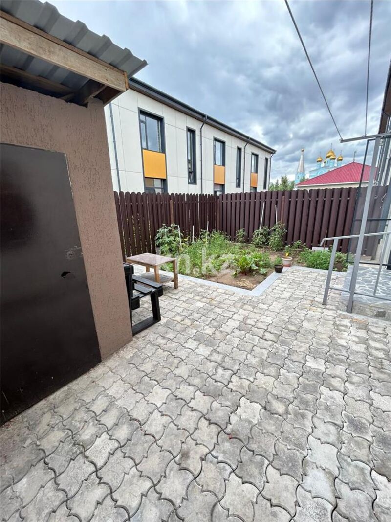 Продажа 5-комнатного дома, 147 м² - Продажа домов, коттеджей в Караганде - страница 6 фото 12 из 15