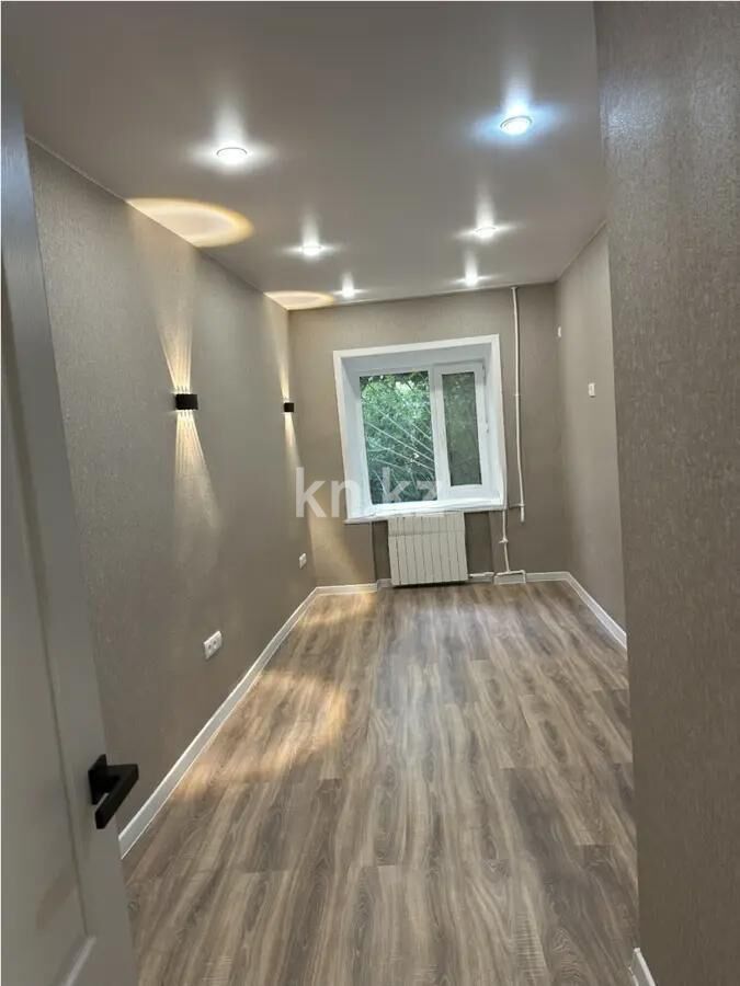 Продажа 3-комнатной квартиры, 54 м² - Продажа трехкомнатных квартир в кирпичном доме в Караганде - страница 21 фото 1 из 6