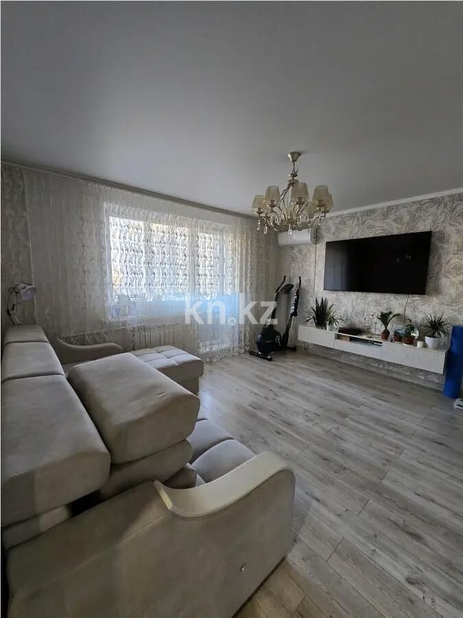 Продажа 3-комнатной квартиры, 63 м² - Продажа трехкомнатных квартир в Майкудуке Караганды - страница 9 фото 1 из 6