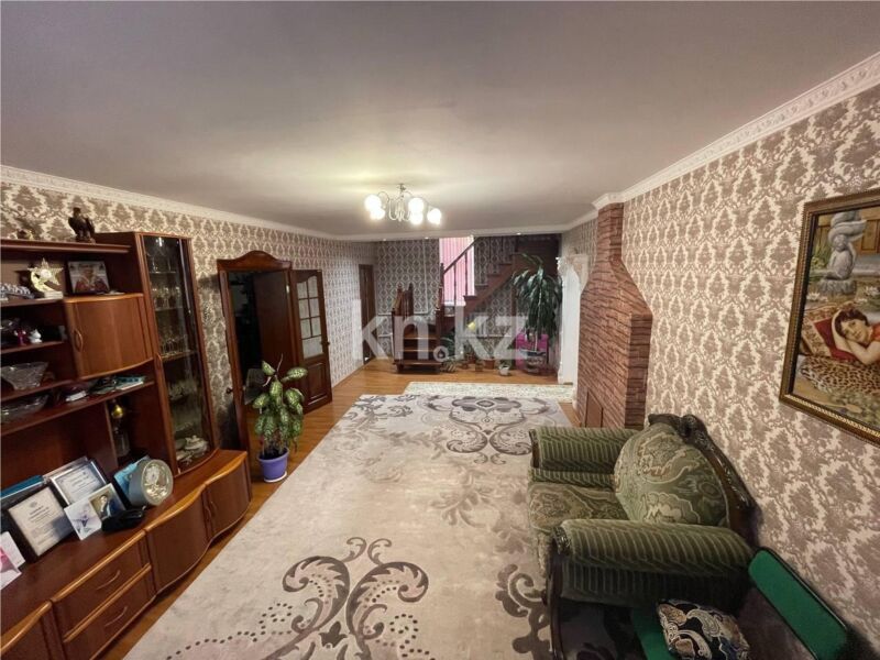 Продажа 5-комнатного дома, 212 м² - Продажа домов, коттеджей в Караганде - страница 2 фото 10 из 28