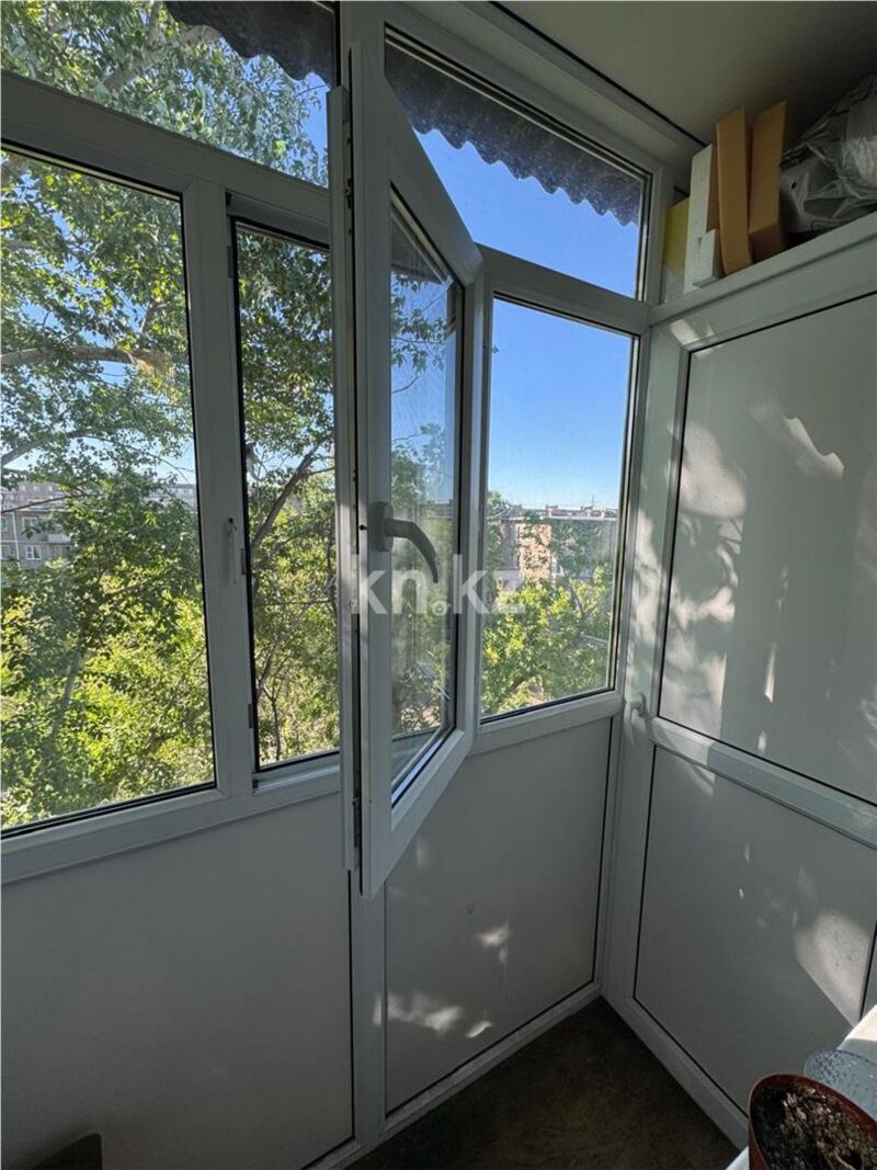 Продажа 1-комнатной квартиры, 33 м² - Продажа однокомнатных квартир в Темиртау - страница 6 фото 11 из 13
