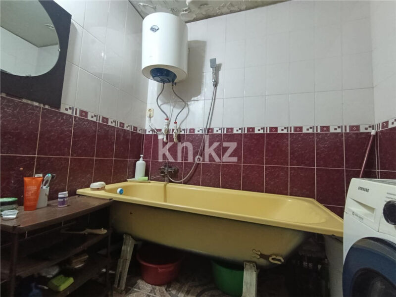 Продажа 3-комнатной квартиры, 64 м² - Продажа квартир в Михайловке Караганды - страница 4 фото 8 из 12