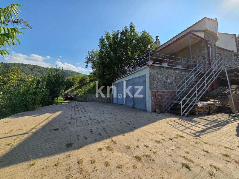 Продажа 5-комнатного дома, 209 м² - Продажа зданий в Усть-Каменогорске фото 3 из 40