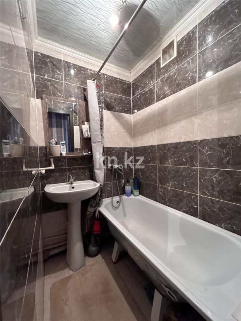 Продажа 3-комнатной квартиры, 57 м² - Продажа трехкомнатных квартир в Темиртау - страница 19 фото 11 из 13