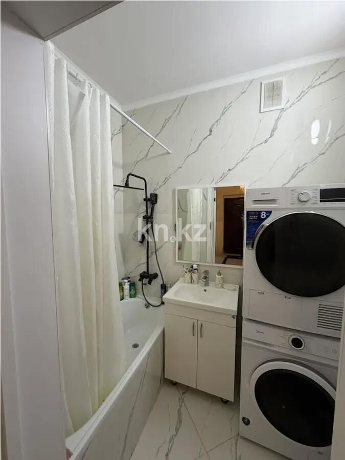 Продажа 5-комнатной квартиры, 136 м² - Продажа пятикомнатных и более квартир в кирпичном доме в Астане фото 7 из 9