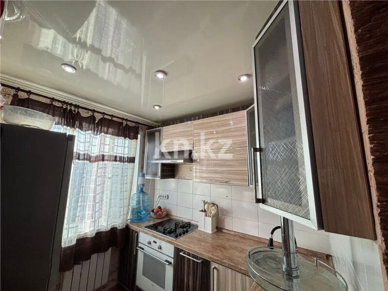 Продажа 4-комнатной квартиры, 65 м² - Продажа квартир в Шахтинске - страница 3 фото 5 из 7