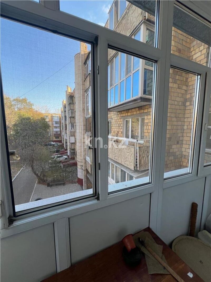 Продажа 3-комнатной квартиры, 63 м² - Продажа трехкомнатных квартир в Михайловке Караганды фото 3 из 18