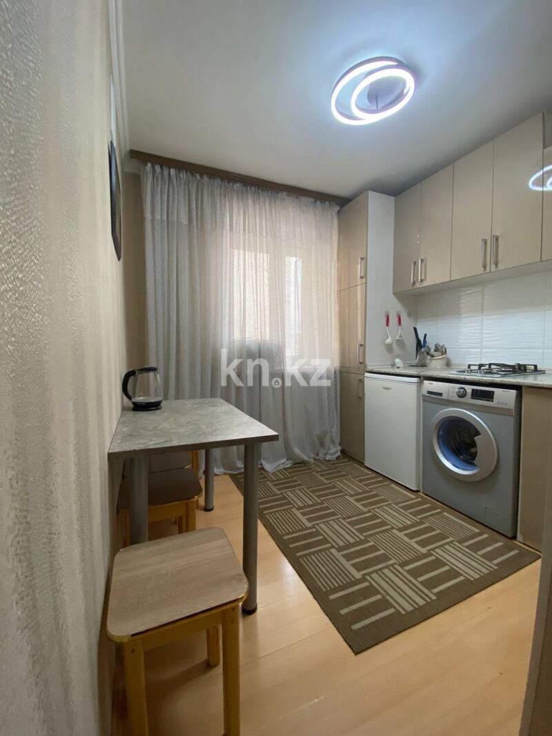 Аренда 1-комнатной квартиры посуточно, 35 м² - Аренда однокомнатных квартир посуточно в Алмалинском р-не Алматы фото 3 из 5