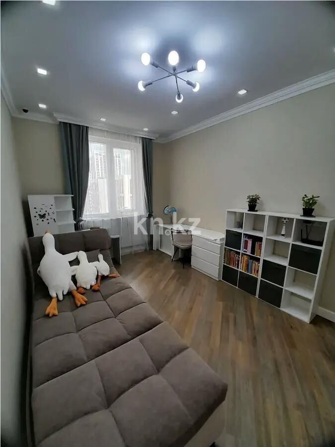 Продажа 3-комнатной квартиры, 103 м² - Продажа трехкомнатных квартир в блочном доме в Казахстане - страница 42 фото 1 из 6