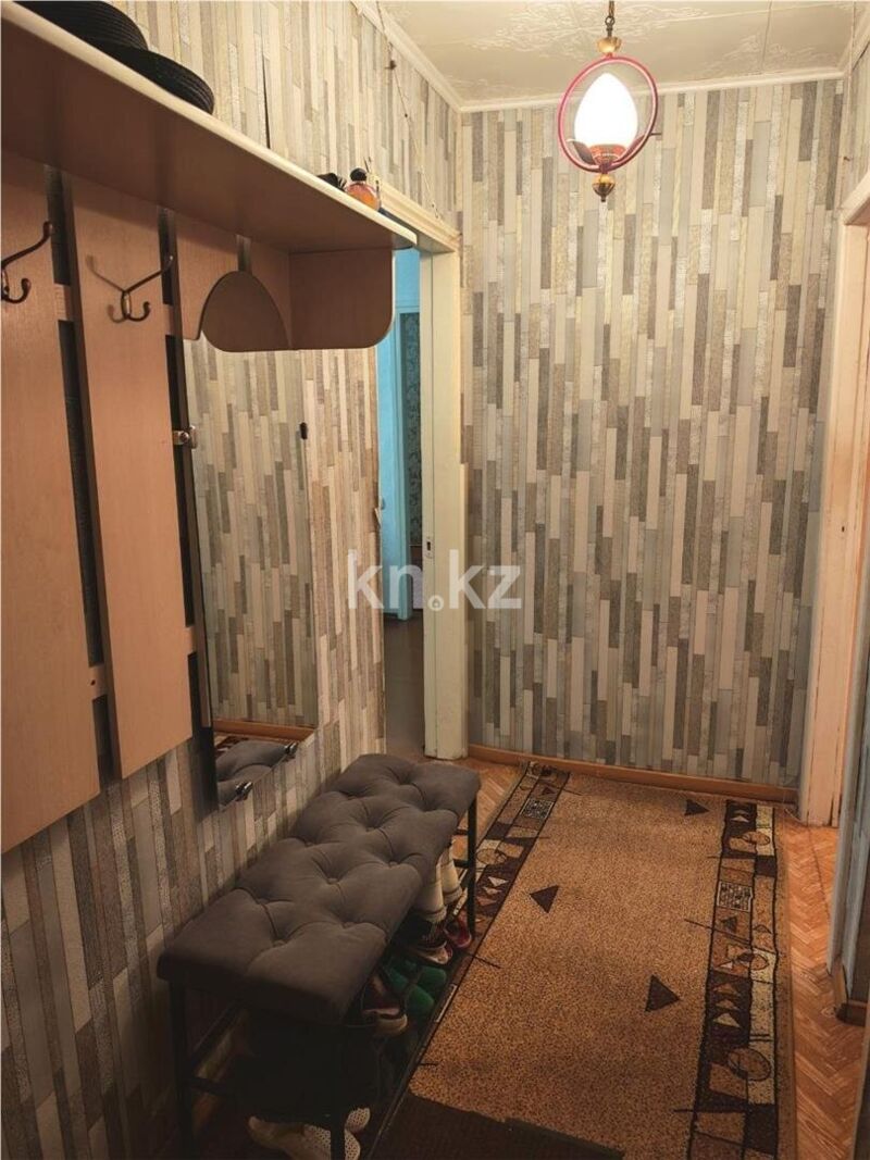 Продажа 3-комнатной квартиры, 58 м² - Продажа трехкомнатных квартир в панельном доме в Караганде - страница 2 фото 14 из 19