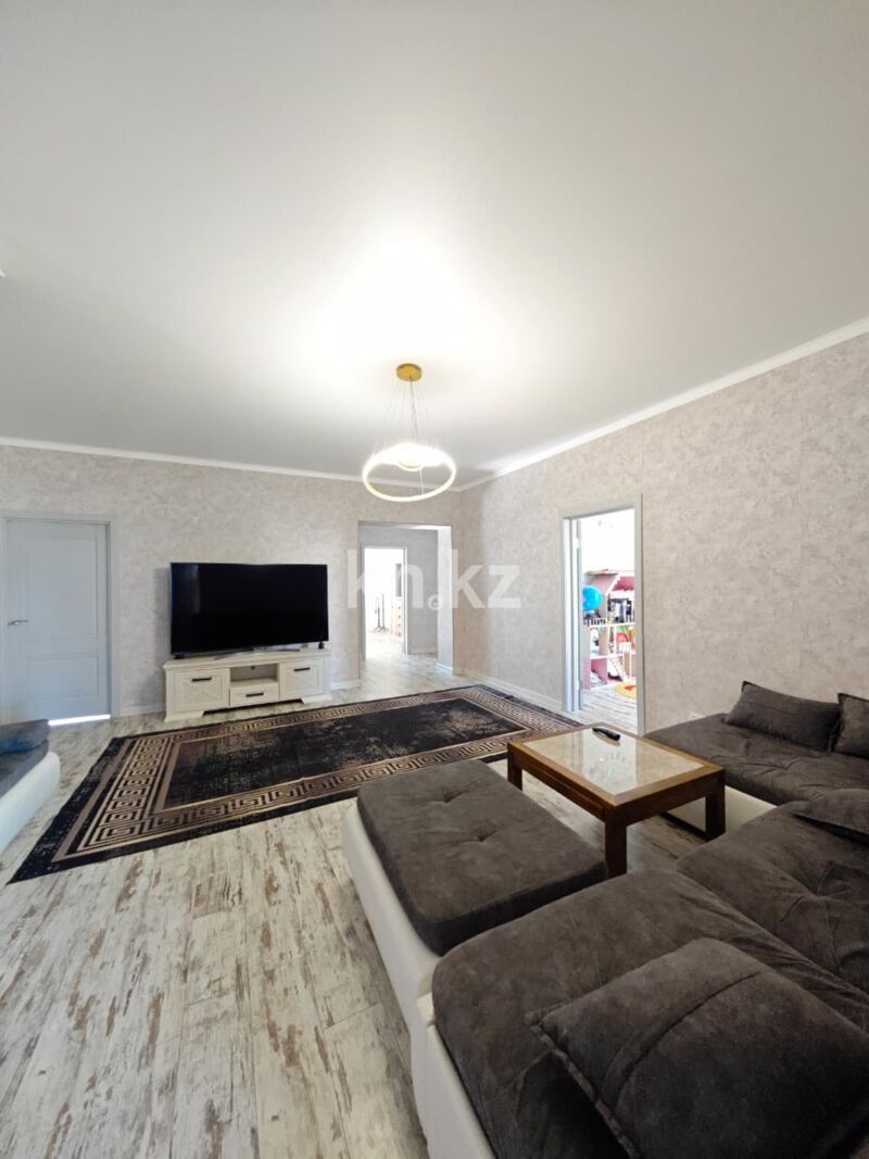 Продажа 7-комнатного дома, 450 м² - Продажа домов, коттеджей в Караганде - страница 2 фото 11 из 39