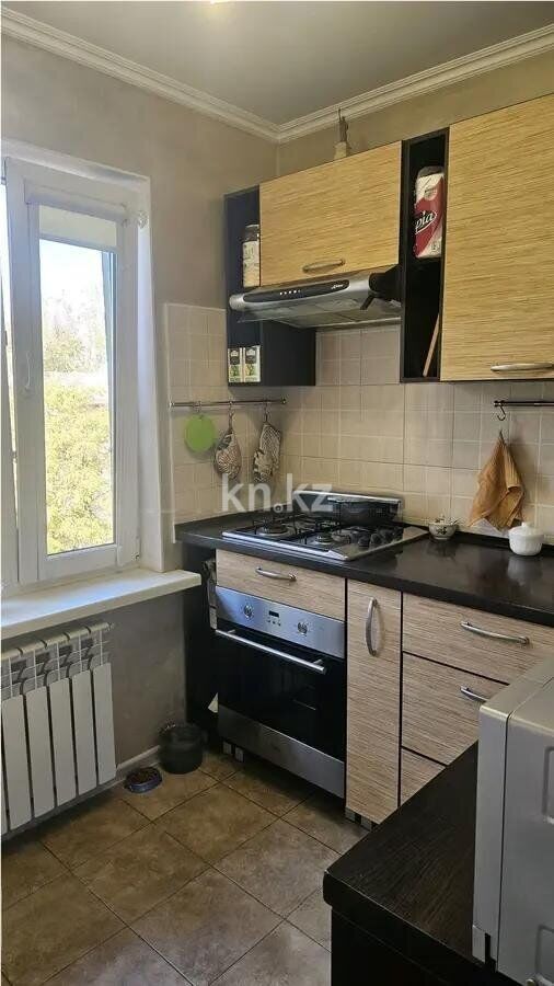 Продажа 3-комнатной квартиры, 56 м² - Продажа зданий в Карагандинской области фото 2 из 4