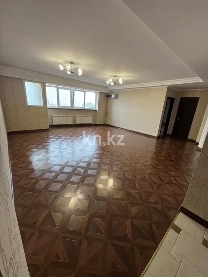 Продажа 4-комнатной квартиры, 133 м² - Продажа четырехкомнатных квартир в Медеуском р-не Алматы фото 1 из 5
