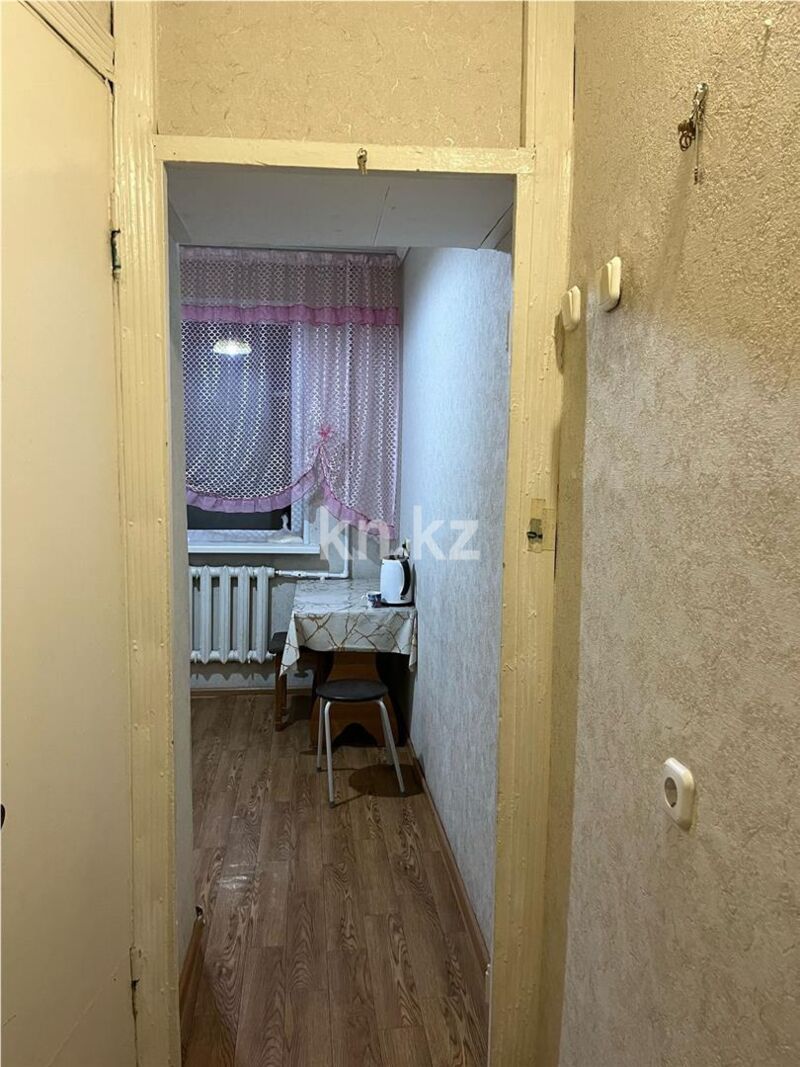Продажа 1-комнатной квартиры, 35 м² - Продажа однокомнатных квартир в панельном доме в Караганде - страница 8 фото 2 из 11