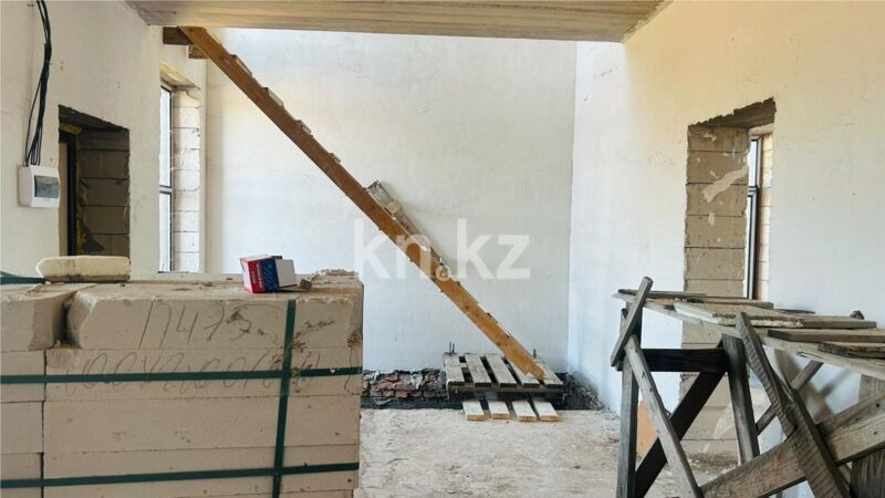 Продажа 5-комнатного дома, 211.5 м² - Продажа домов, коттеджей в Караганде - страница 4 фото 5 из 21