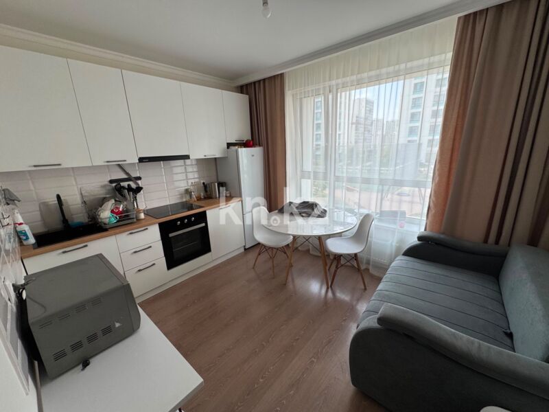 Продажа 1-комнатной квартиры, 40 м² - Продажа однокомнатных квартир в Астане - страница 6 фото 2 из 8