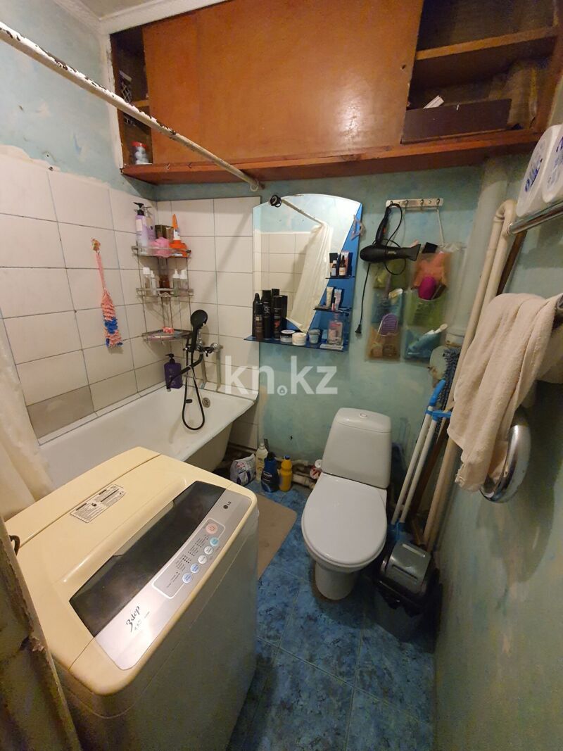 Продажа 2-комнатной квартиры, 42.5 м² - Продажа двухкомнатных квартир в панельном доме в Алматы - страница 4 фото 12 из 14