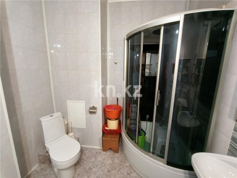 Продажа 3-комнатной квартиры, 65 м² - Продажа квартир в Михайловке Караганды - страница 4 фото 8 из 11