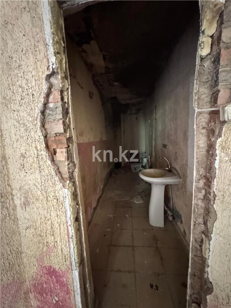Продажа здания, 1340 м² - Продажа зданий в Казахстане - страница 2 фото 12 из 13