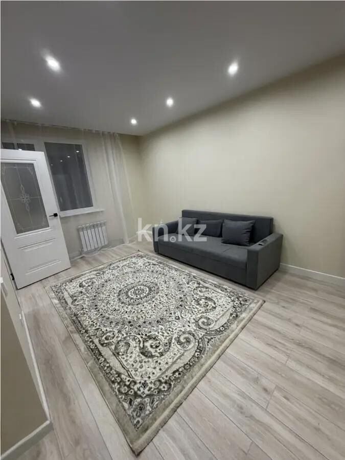 Продажа 1-комнатной квартиры, 38 м² - Продажа квартир в монолитно-каркасном доме в Алматы - страница 32 фото 1 из 4