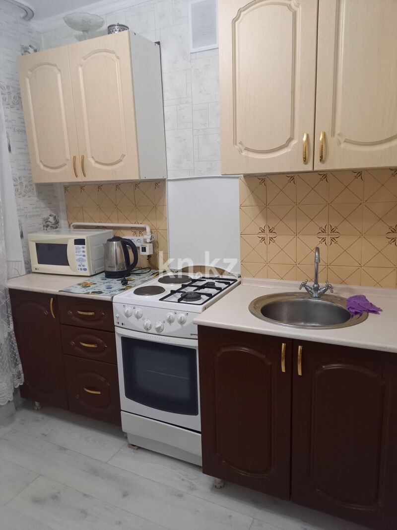 Аренда 2-комнатной квартиры, 47 м² - Аренда двухкомнатных квартир помесячно от хозяев в Караганде фото 10 из 16