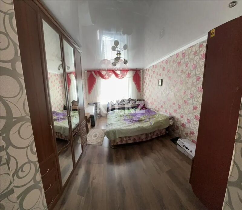 Продажа 3-комнатной квартиры, 62 м² - Продажа квартир в районе Майкудук в Караганде фото 2 из 8