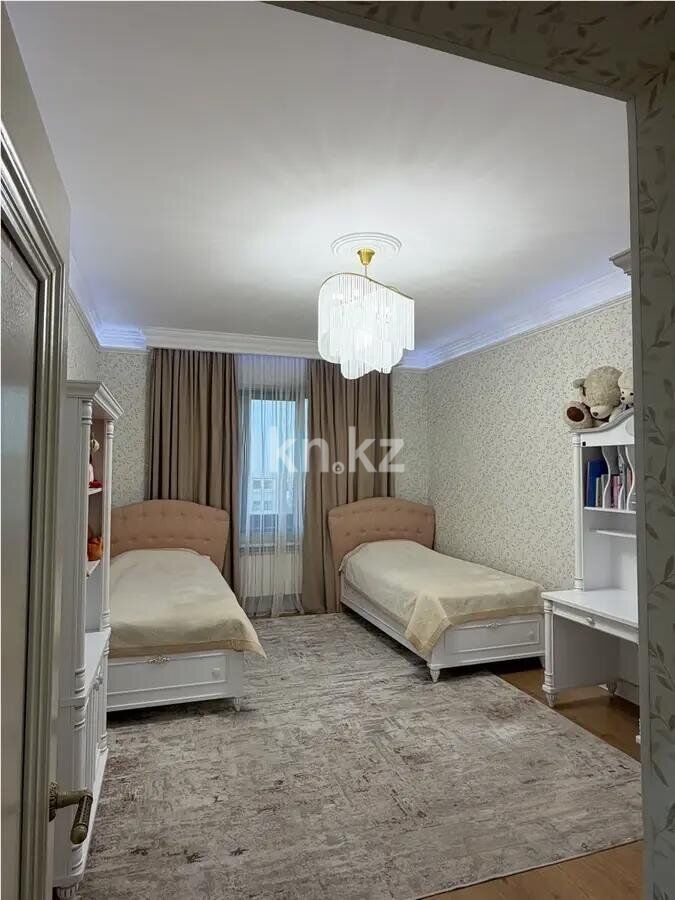 Продажа 4-комнатной квартиры, 140 м² - Продажа четырехкомнатных квартир от собственников в Алматы фото 2 из 4