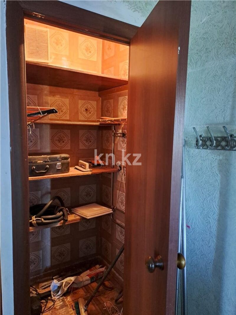 Продажа 3-комнатной квартиры, 54 м² - Продажа зданий в Усть-Каменогорске фото 9 из 18