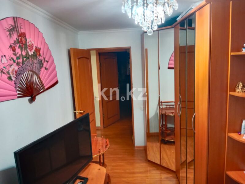 Продажа 3-комнатной квартиры, 56 м² - Продажа трехкомнатных квартир в кирпичном доме в Караганде фото 7 из 15