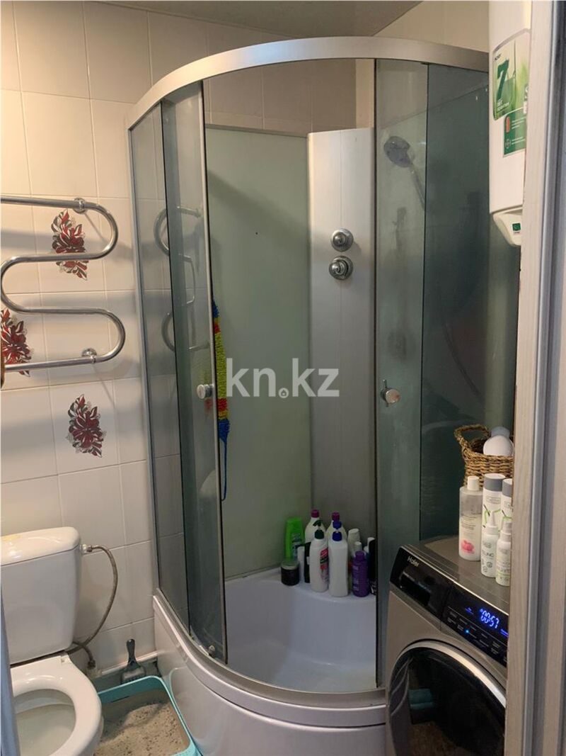 Продажа 3-комнатной квартиры, 48 м² - Продажа трехкомнатных квартир в панельном доме в Караганде - страница 12 фото 9 из 11