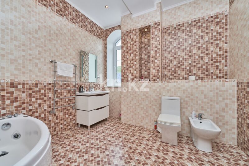 Продажа 10-комнатного дома, 805 м² - Продажа домов, коттеджей в Медеуском р-не Алматы фото 24 из 40