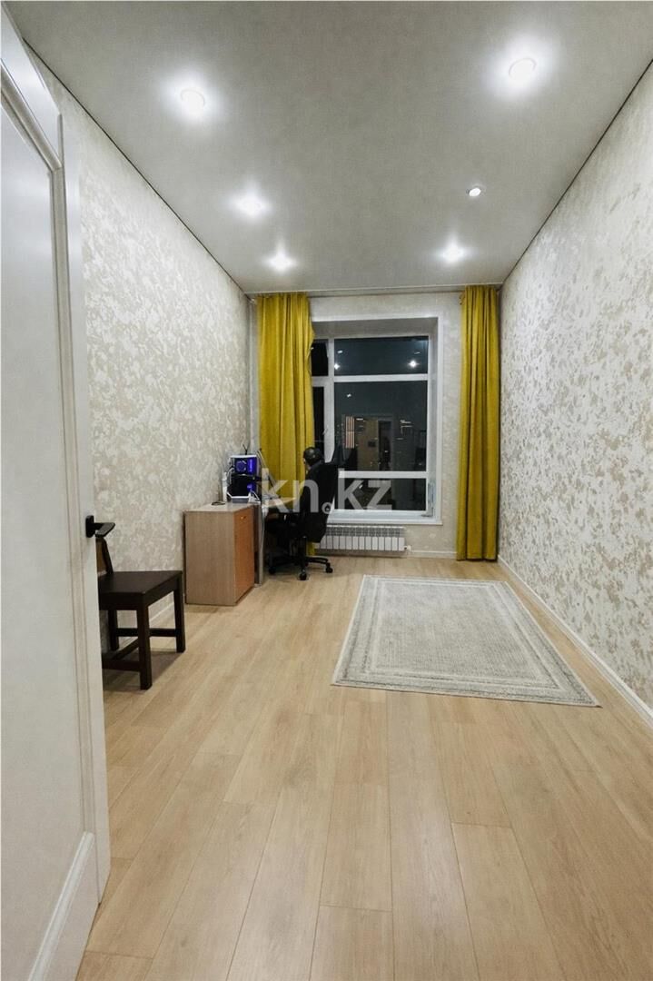 Продажа 3-комнатной квартиры, 80 м² - Продажа трехкомнатных квартир на Юго-Востоке Караганды - страница 24 фото 3 из 10