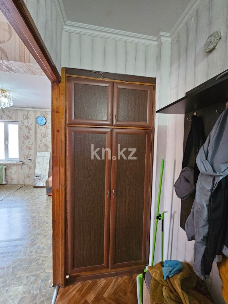 Продажа 1-комнатной квартиры, 31.6 м² - Продажа однокомнатных квартир в панельном доме в Караганде - страница 3 фото 8 из 12
