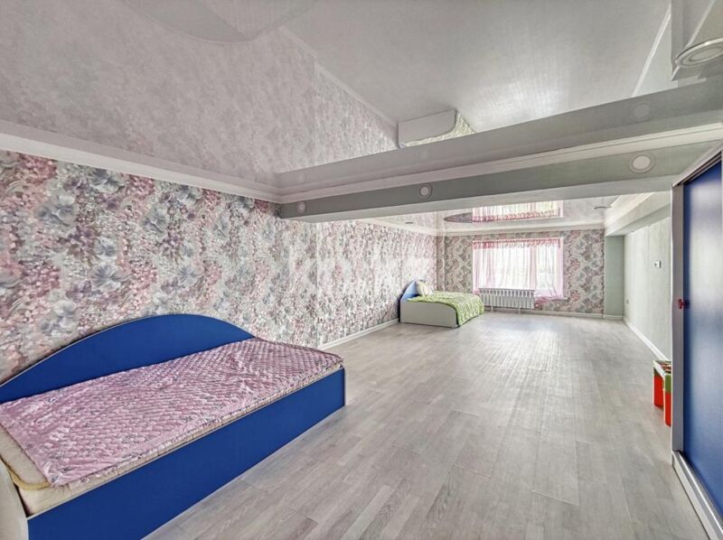 Продажа 4-комнатной квартиры, 210 м² - Продажа квартир в монолитно-каркасном доме в Казахстане - страница 3 фото 29 из 31
