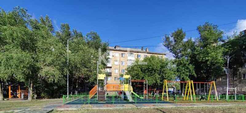 Продажа 3-комнатной квартиры, 42 м² - Продажа трехкомнатных квартир в Майкудуке Караганды - страница 8 фото 30 из 31