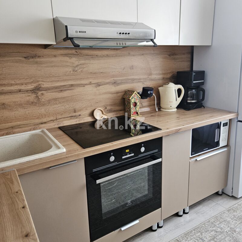 Продажа 2-комнатной квартиры, 52.6 м² - Продажа двухкомнатных квартир в панельном доме в Караганде фото 16 из 38
