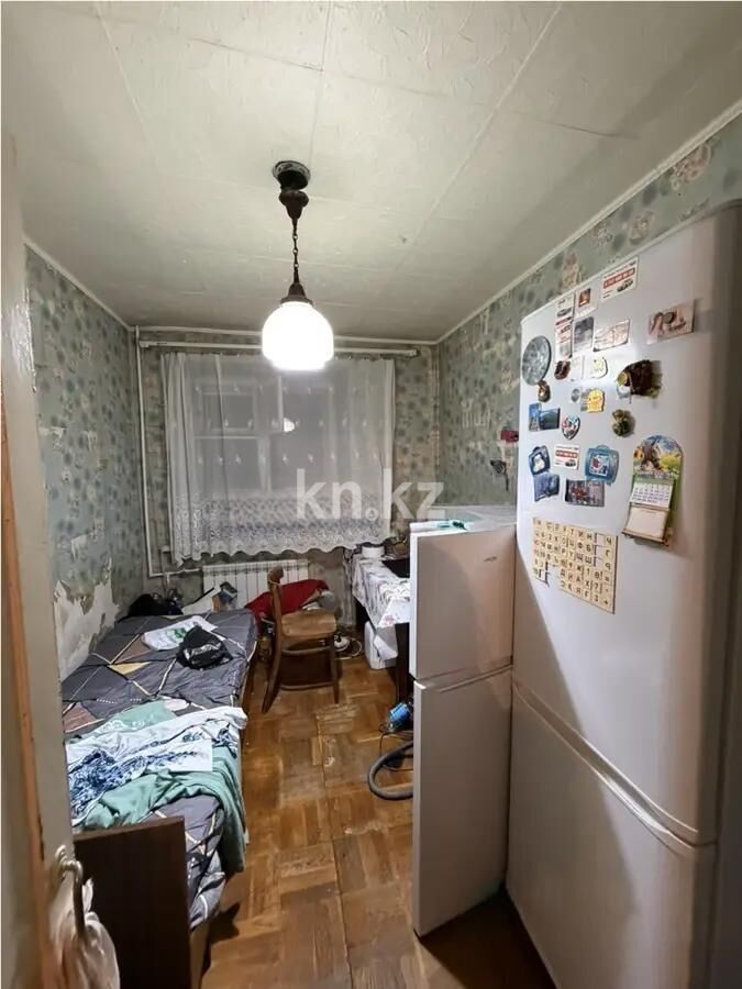 Продажа 4-комнатной квартиры, 62 м² - Продажа четырехкомнатных квартир в кирпичном доме в Караганде - страница 3 фото 4 из 7