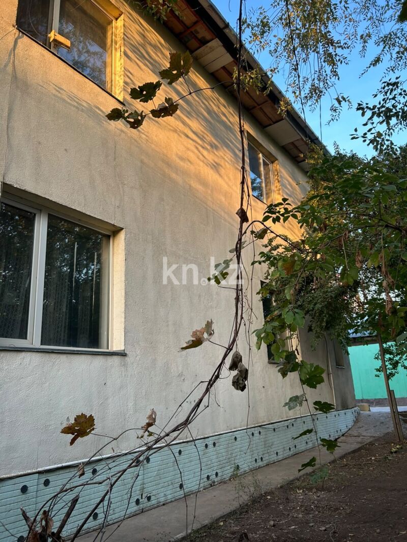 Продажа 8-комнатного дома, 180 м² - Продажа домов, коттеджей в Наурызбайском р-не Алматы фото 8 из 40