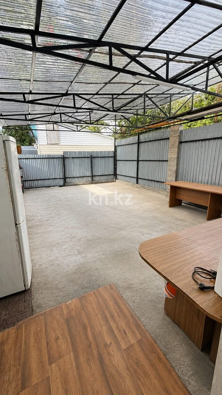 Продажа 3-комнатного дома, 80 м² - Продажа домов, коттеджей от собственников в Алматы - страница 2 фото 1 из 12