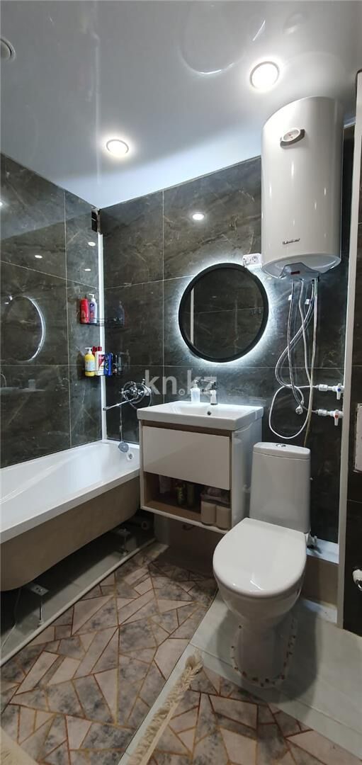 Продажа 2-комнатной квартиры, 48 м² - Продажа двухкомнатных квартир в панельном доме в Темиртау - страница 7 фото 9 из 10
