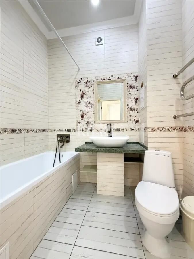 Продажа 1-комнатной квартиры, 42 м² - Продажа однокомнатных квартир в р-не Есиль Астаны - страница 6 фото 3 из 4
